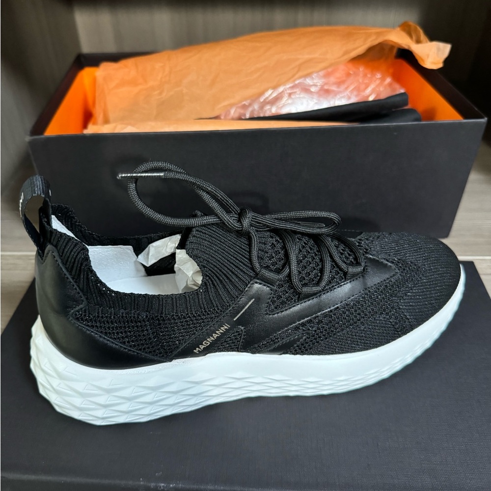 Alto Lyteknit Black Magnanni Sneakers